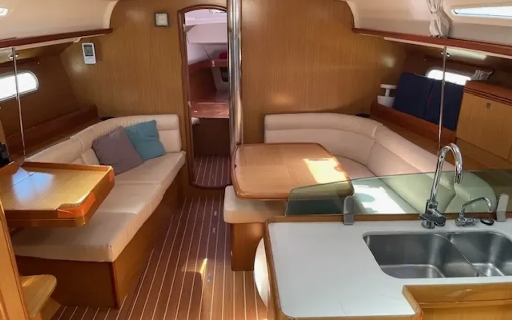 slider 11 Jeanneau SUN ODYSSEY 42 I GTE