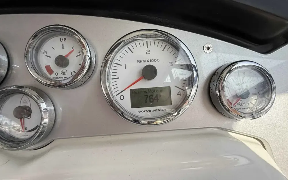 slider 27 Beneteau Antares 42