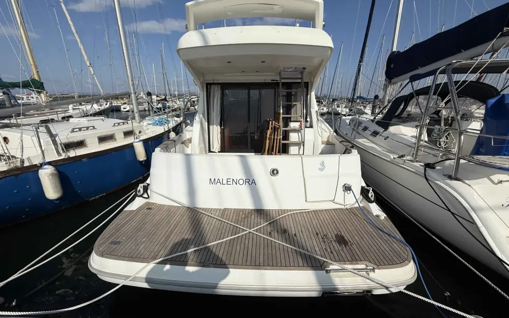 slider 5 Beneteau Antares 42