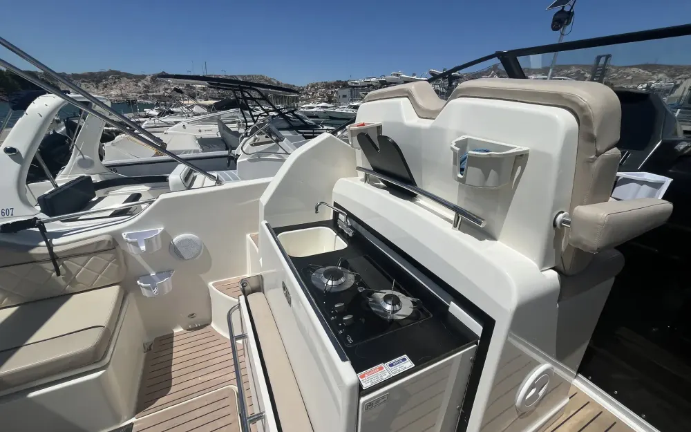 slider 4 Quicksilver Activ 875 Sundeck