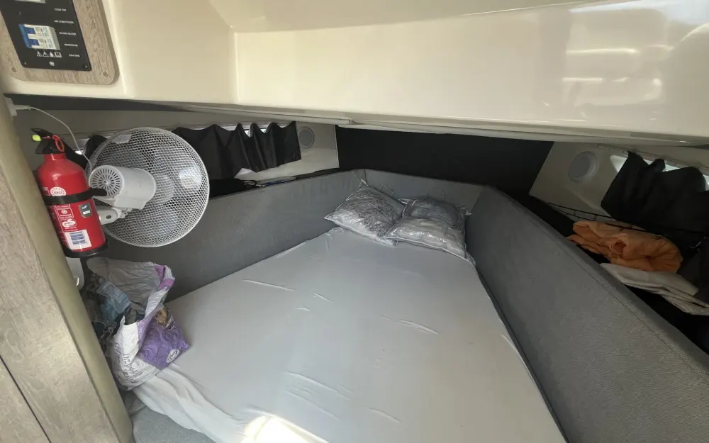 slider 8 Quicksilver Activ 875 Sundeck