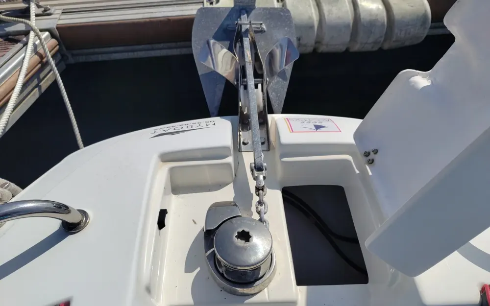 slider 6 Prua Al Vento Jaguar 5.70 Open SE