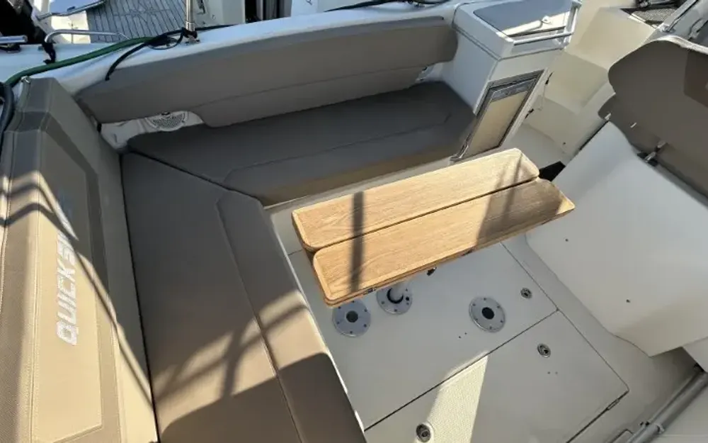slider 5 Quicksilver  805 Open