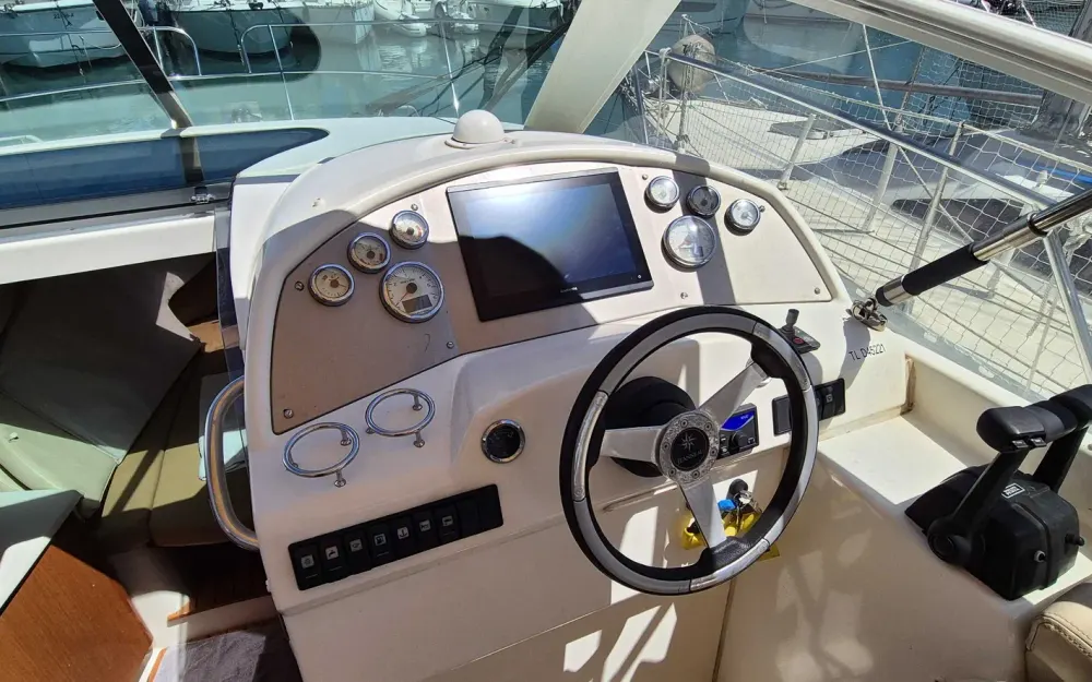slider 1 Jeanneau Prestige 30 S