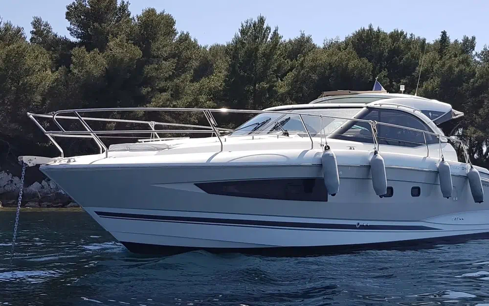 slider 0 Jeanneau Leader 36