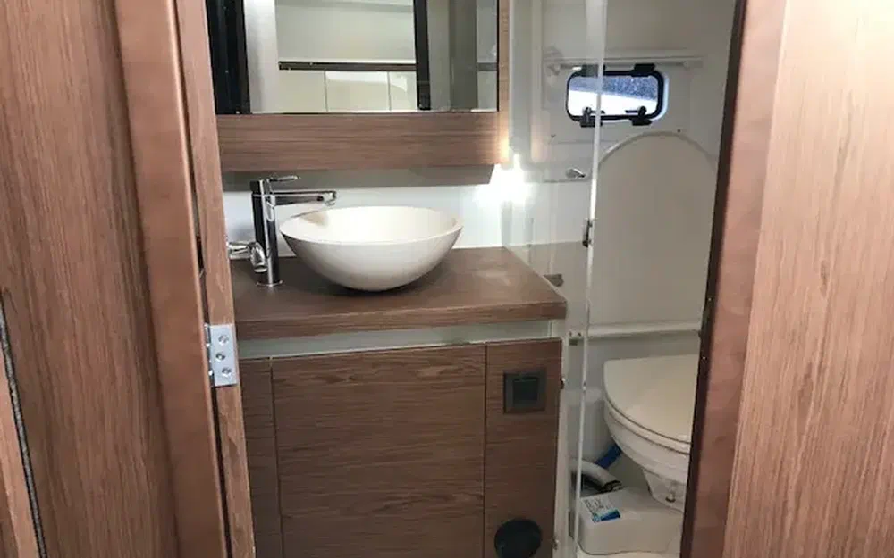 slider 14 Jeanneau Leader 36