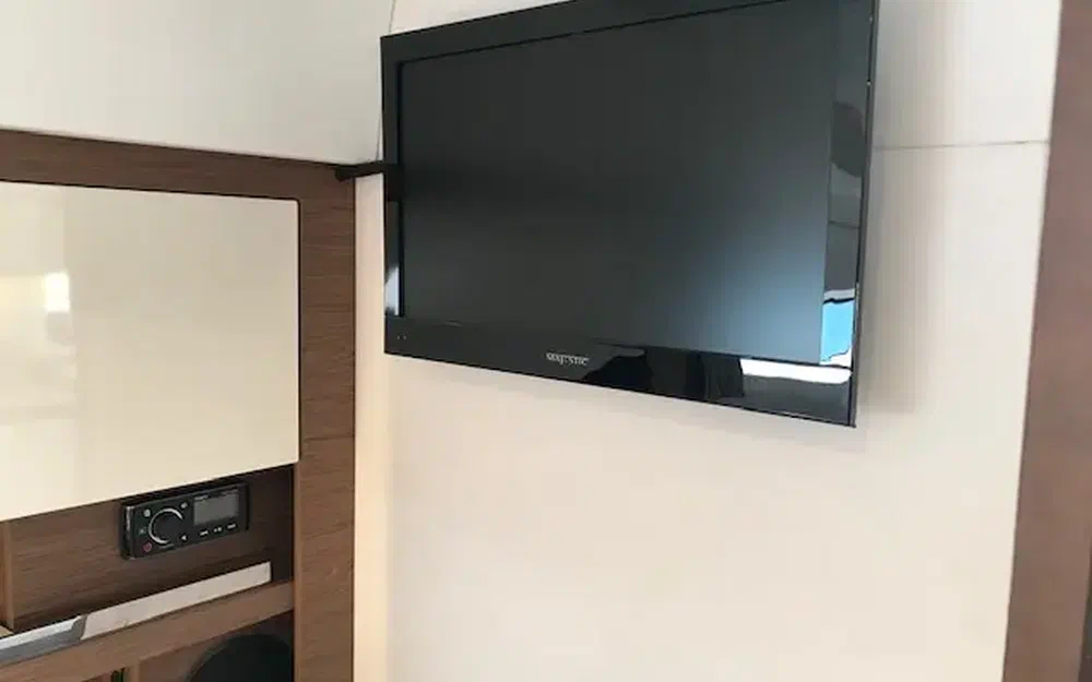 slider 19 Jeanneau Leader 36