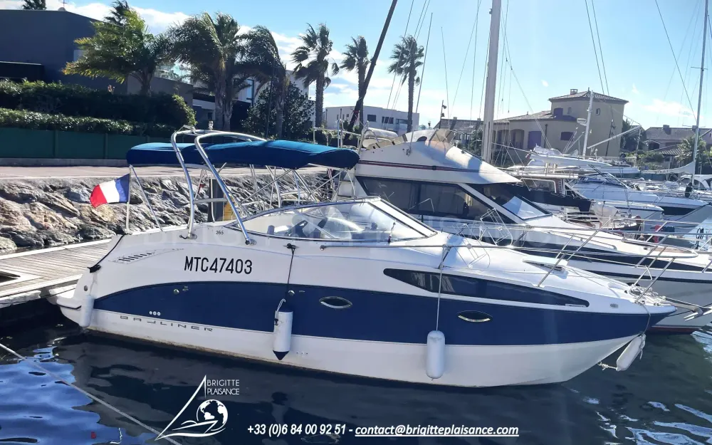 slider 1 Bayliner  265 SB