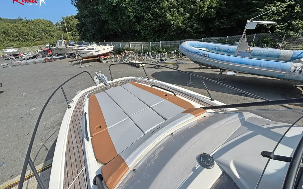 slider 5 Beneteau Flyer 8 SUNdeck