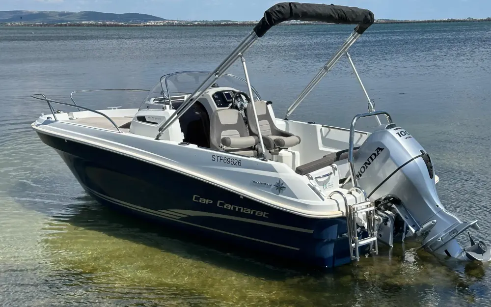 slider 1 Jeanneau Cap Camarat 5.5 WA Serie 2