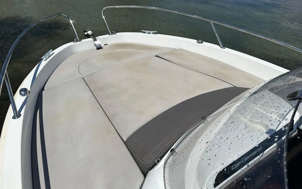 slider 2 Jeanneau Cap Camarat 5.5 WA