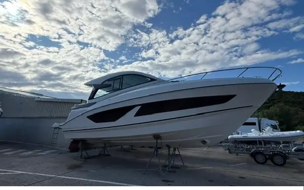 slider 20 Beneteau Gran Turismo 32