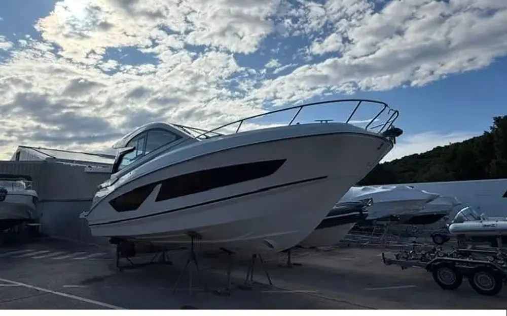 slider 21 Beneteau Gran Turismo 32
