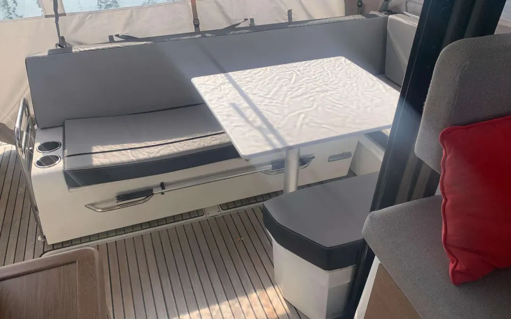 slider 19 Jeanneau Merry Fisher 895
