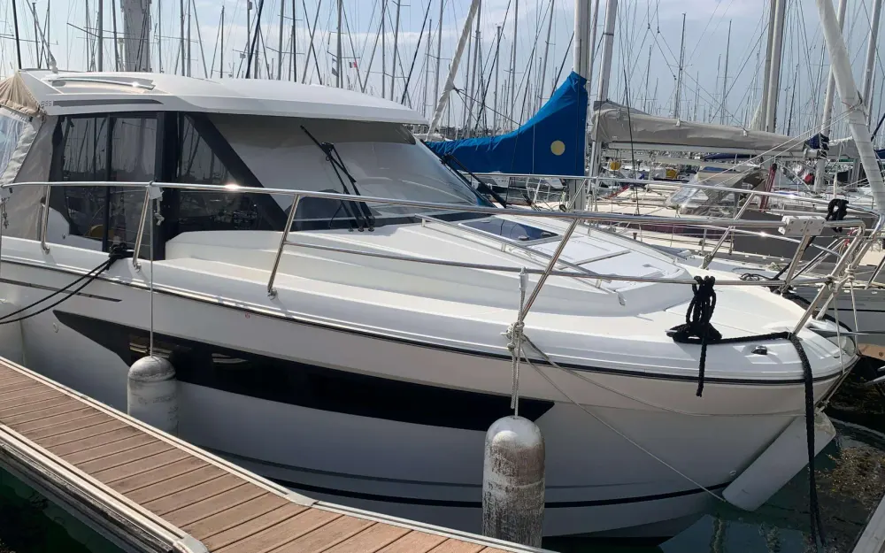slider 38 Jeanneau Merry Fisher 895