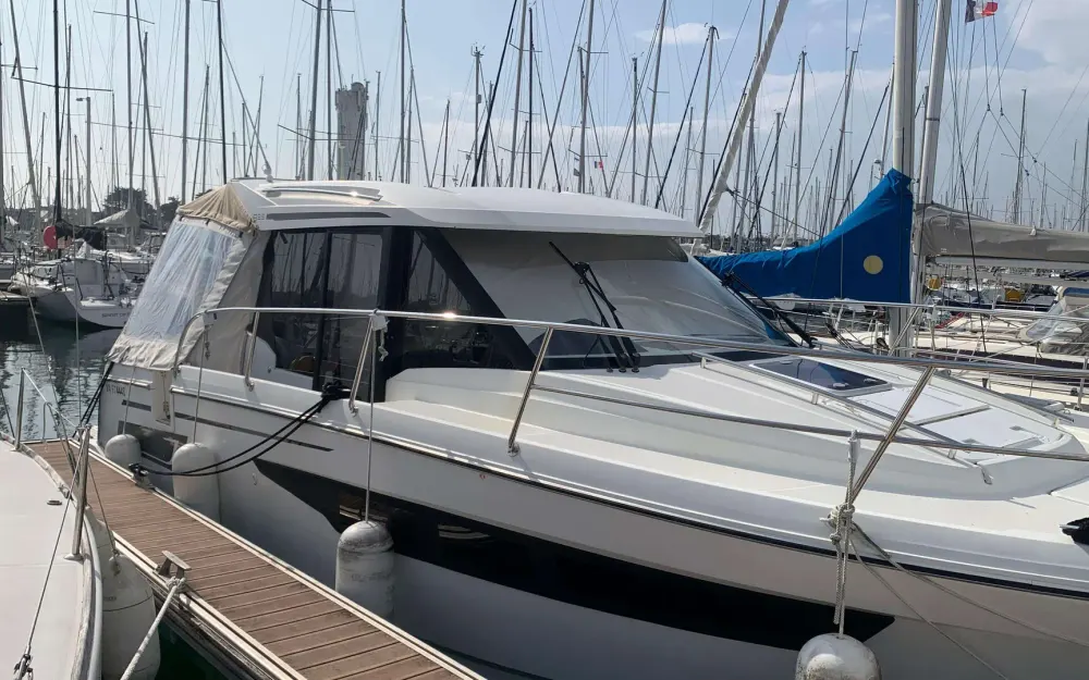 slider 39 Jeanneau Merry Fisher 895