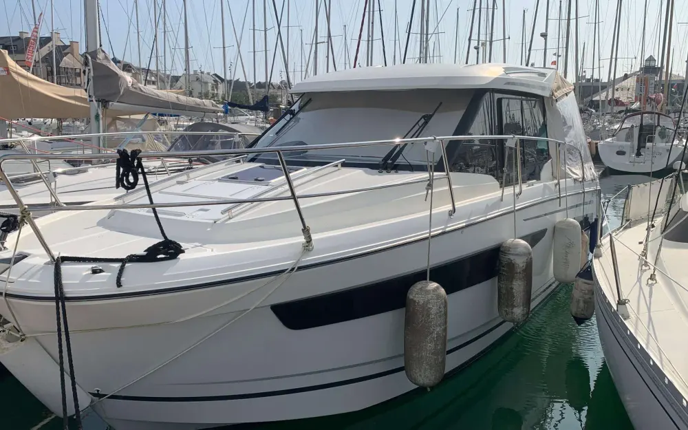 slider 40 Jeanneau Merry Fisher 895