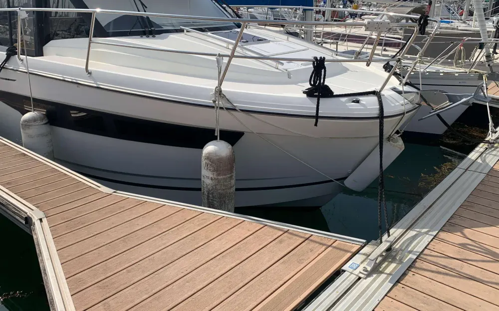 slider 45 Jeanneau Merry Fisher 895