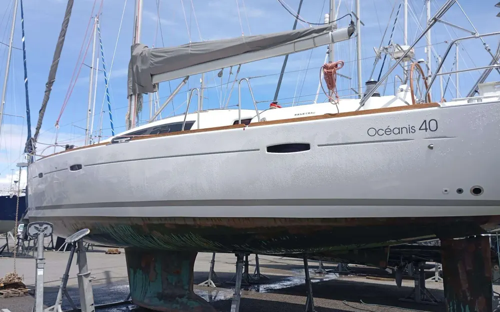 slider 0 Beneteau Oceanis 40