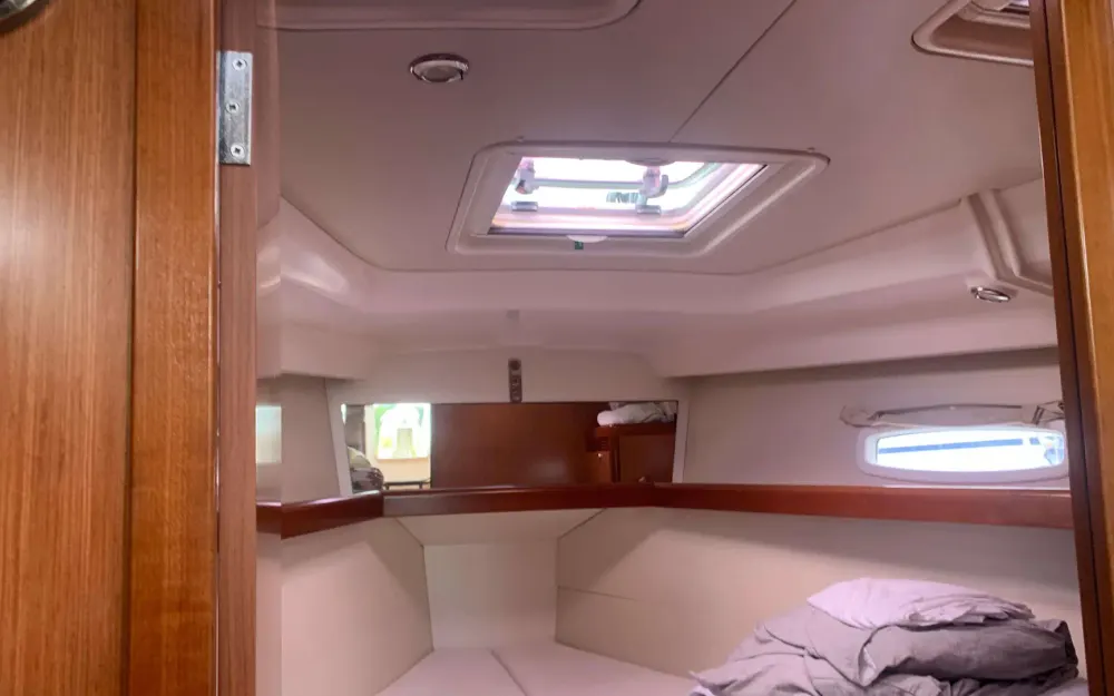 slider 17 Beneteau Oceanis 40
