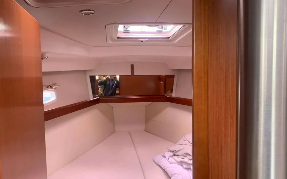 slider 19 Beneteau Oceanis 40