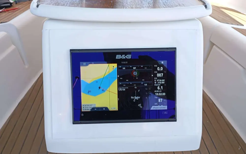 slider 3 Beneteau Oceanis 40