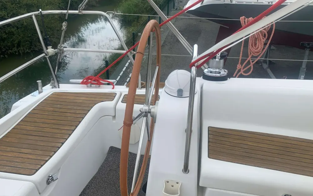 slider 7 Beneteau Oceanis 40