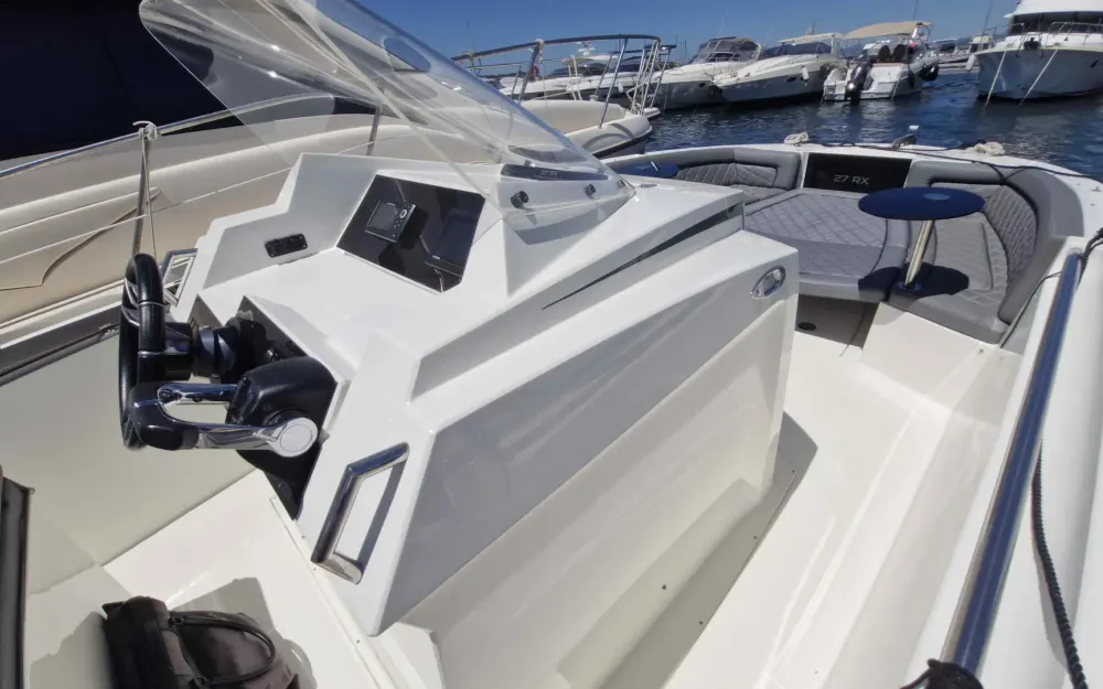 slider 13 Pacific Craft  27 RX