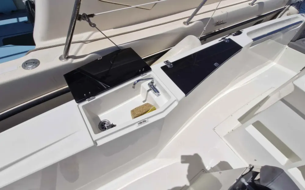 slider 6 Pacific Craft  27 RX