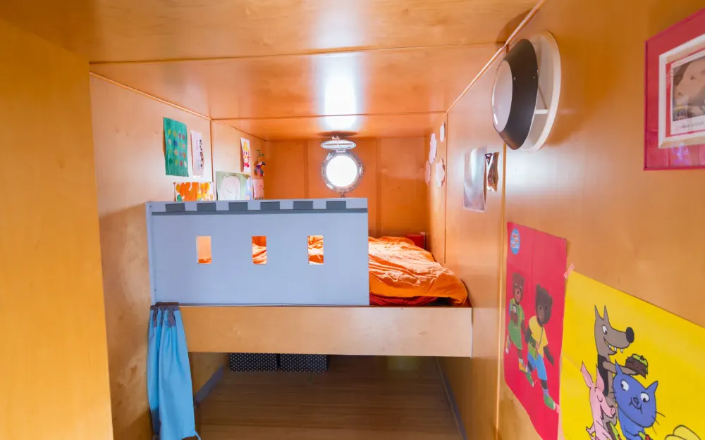 slider 6 Bateau Logement FREYCINET 3 cabines + log mariner
