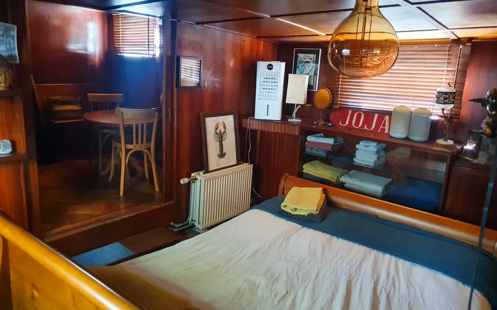 slider 2 Bateau Logement FREYCINET 3 cabines + log mariner