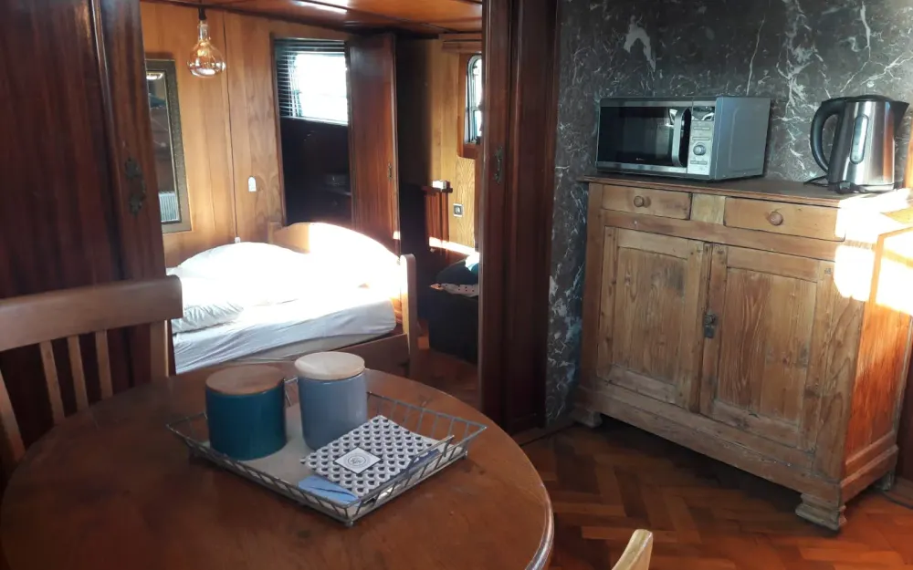 slider 14 Bateau Logement FREYCINET 3 cabines + log mariner