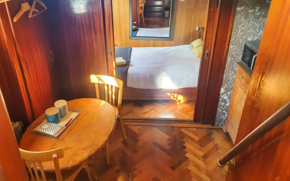 slider 2 Bateau Logement FREYCINET 3 cabines + log mariner