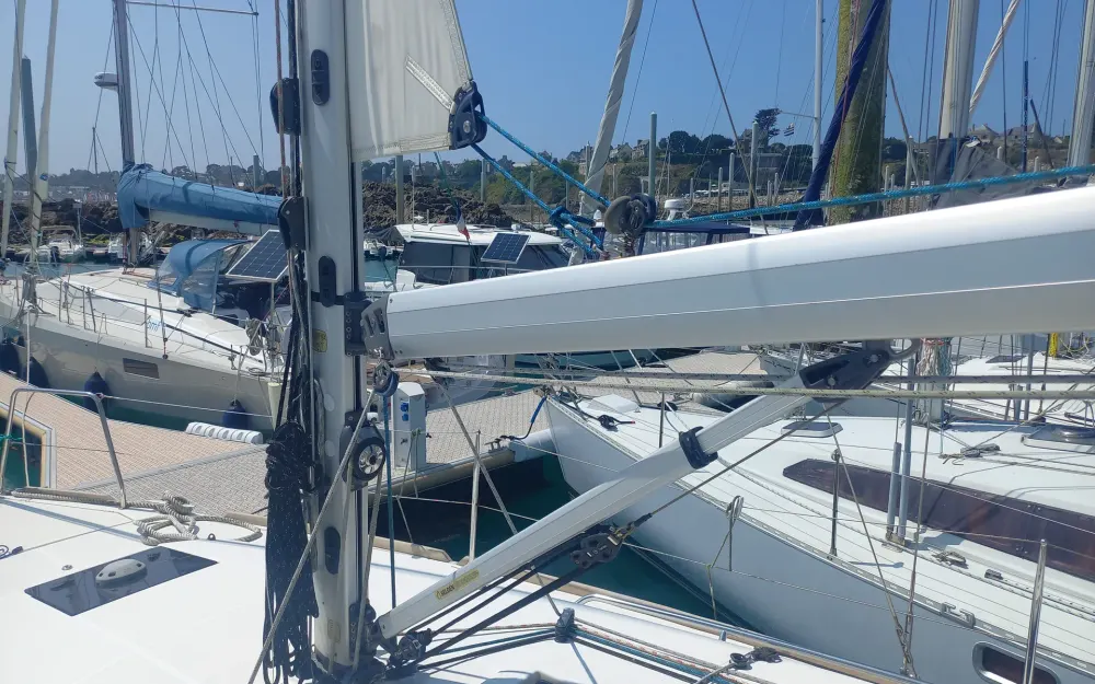 slider 16 Jeanneau sun odyssey 349
