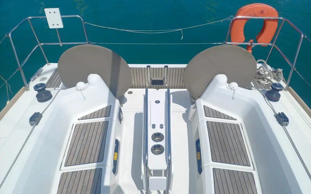 slider 4 Jeanneau sun odyssey 349