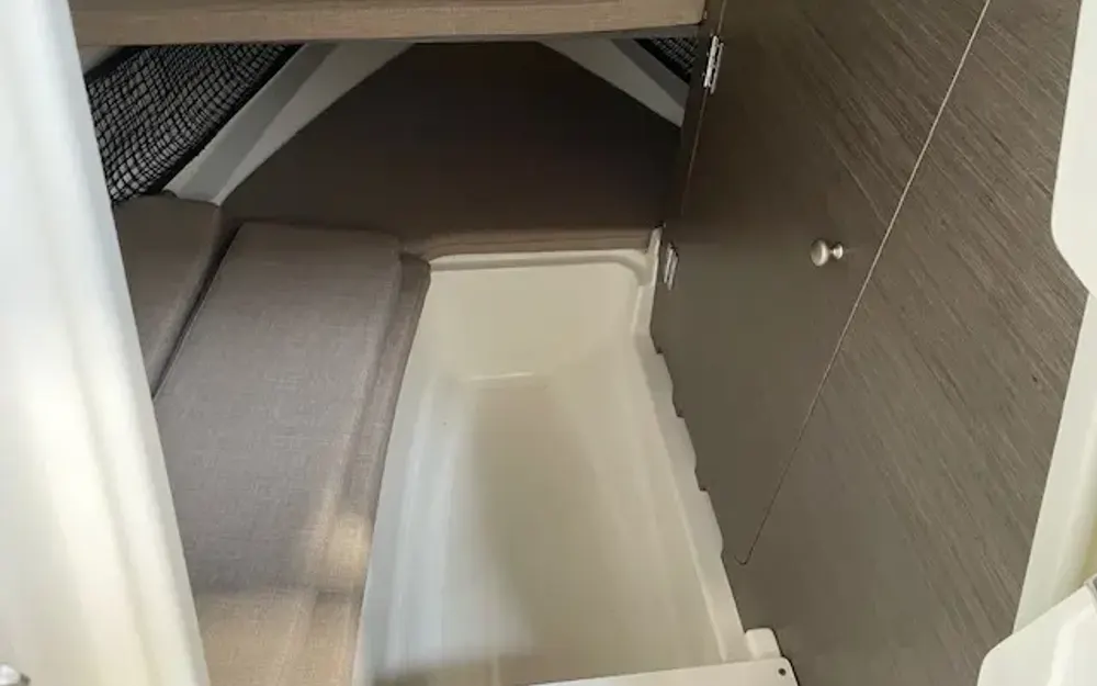slider 16 Bayliner VR6 Cuddy