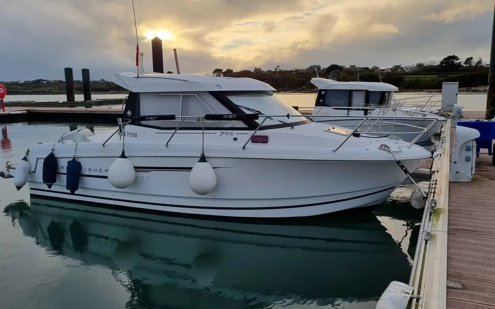 slider 2 Jeanneau Merry Fisher 755