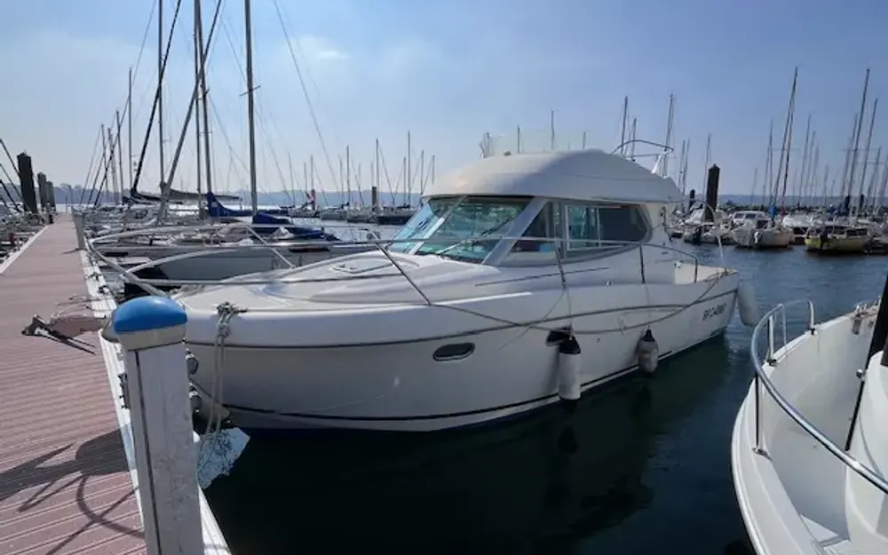 slider 1 Jeanneau Merry Fisher 925