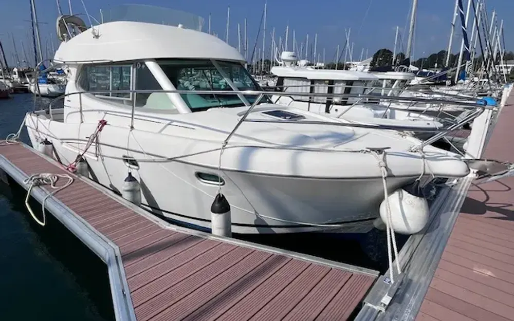 slider 2 Jeanneau Merry Fisher 925