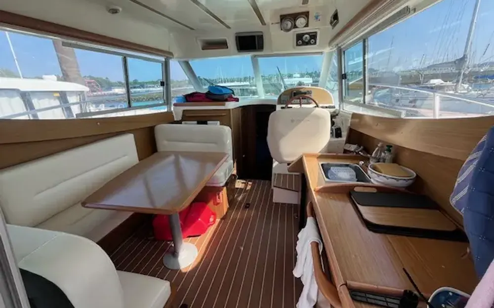 slider 4 Jeanneau Merry Fisher 925