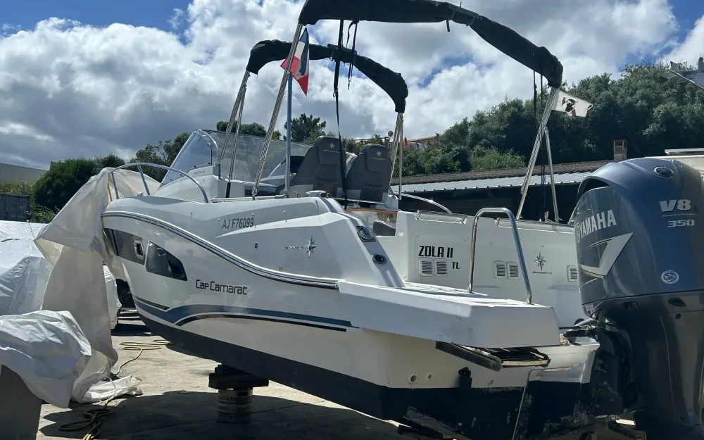 slider 17 Jeanneau Cap Camarat 9.0 WA