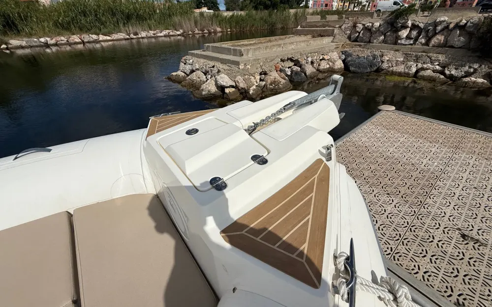 slider 11 Capelli Tempest 775