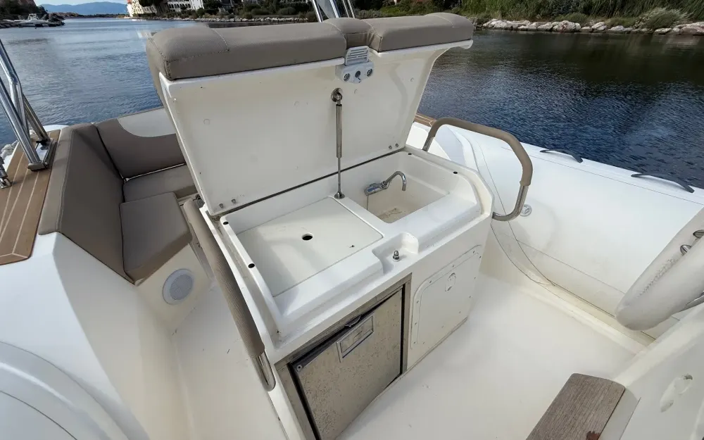 slider 23 Capelli Tempest 775