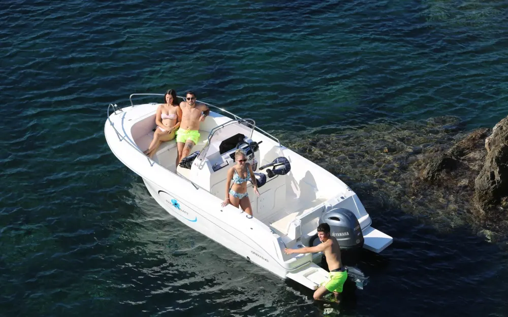 slider 6 Pacific Craft  545 Open