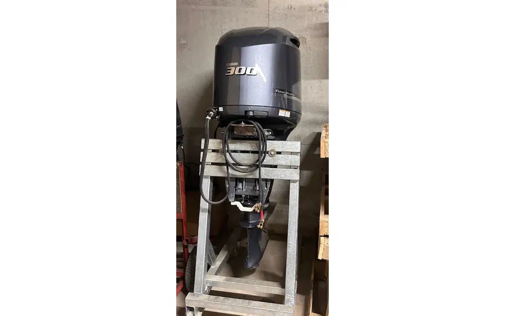 slider 5 F 300 DETX de 2024