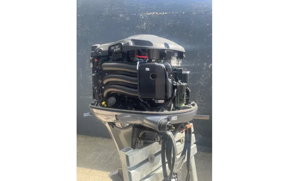 slider 6 F 300 DETX de 2024