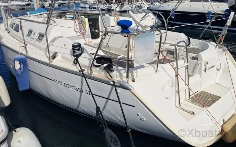 slider 3 Jeanneau Sun Odyssey 37