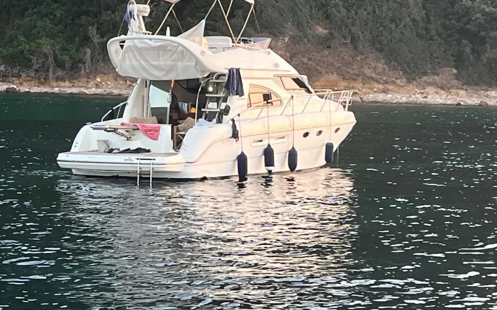 slider 1 Cranchi Atlantique 40 Fly