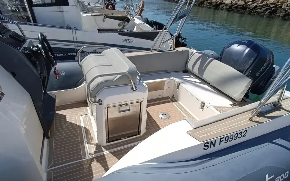 slider 2 Capelli Tempest 800