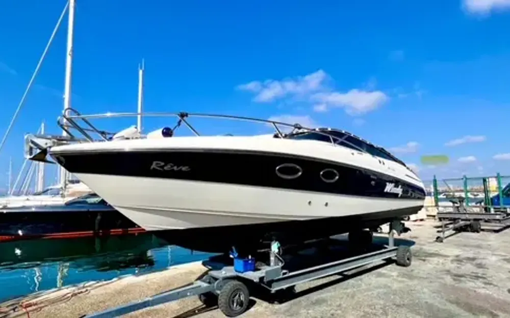 slider 1 Windy  28 Ghibli